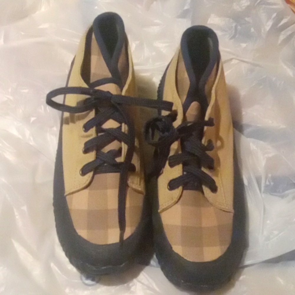 NWOT☆ LaCrosse Sneakers